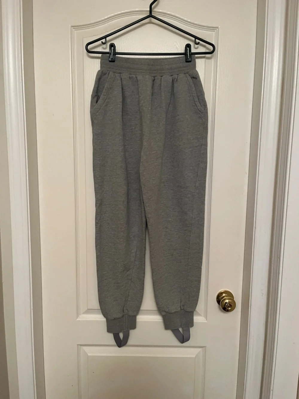 Women’s Vintage Puma Grey Fleece Jogger Pants - Picture 4 of 7
